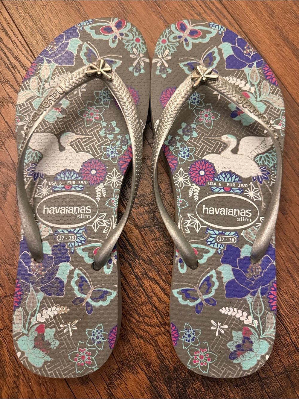 Havaianas Slim Flip Flops in Gray, Turquoise, Purple